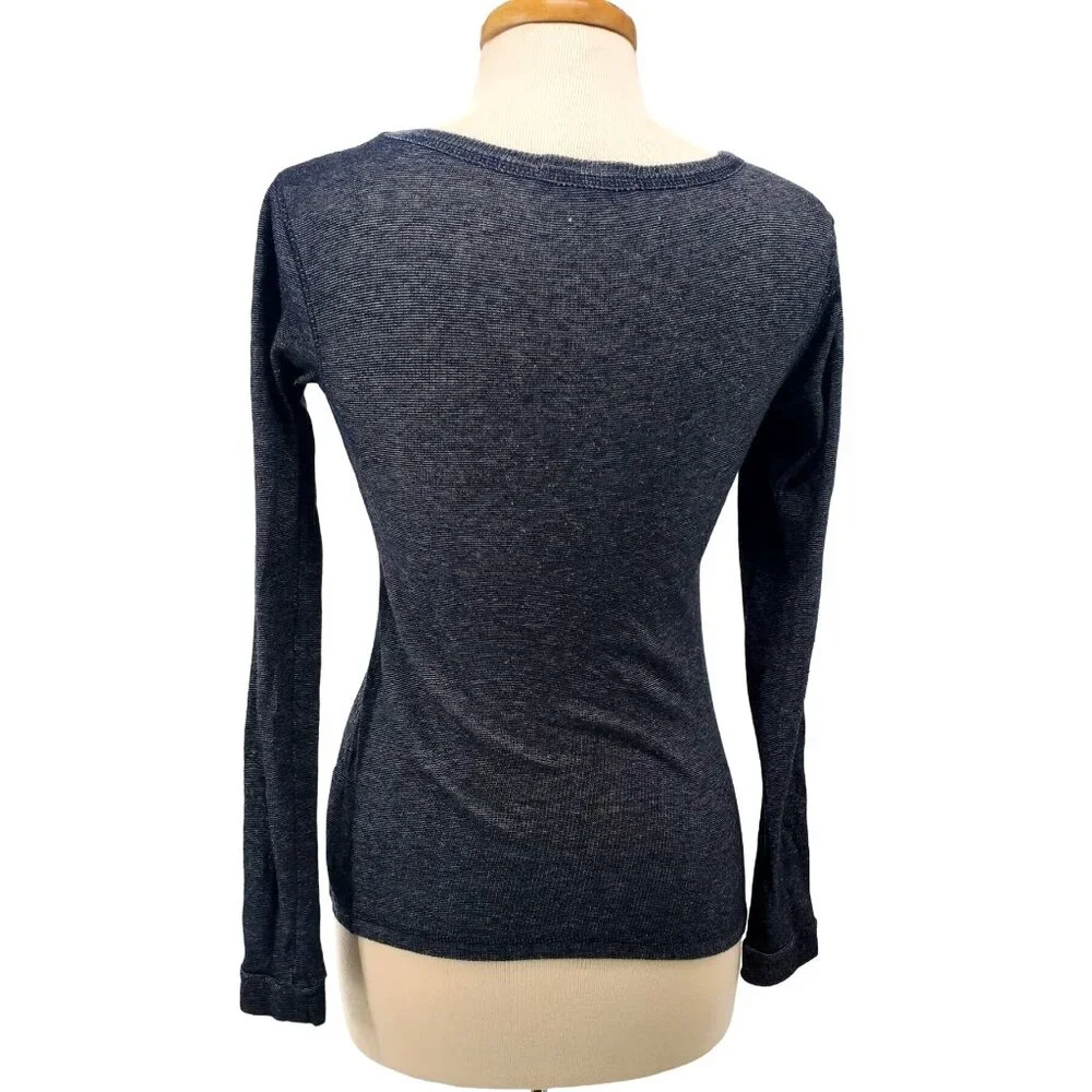 Forever 21 Sm Shirt Long Sleeve Top Lightweight Sweater Minimalist Pullover Gray